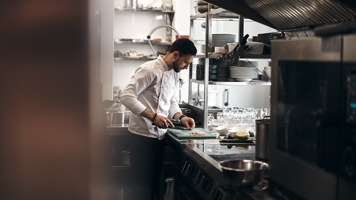 Restaurants & Food